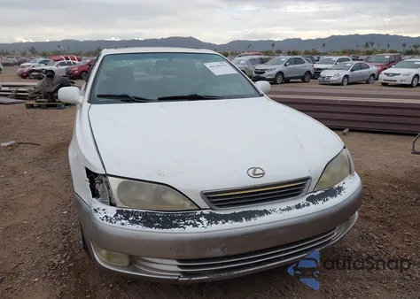 1997 Lexus Es 300 z USA, uszkodzony, nr VIN JT8BF22G9V0073256